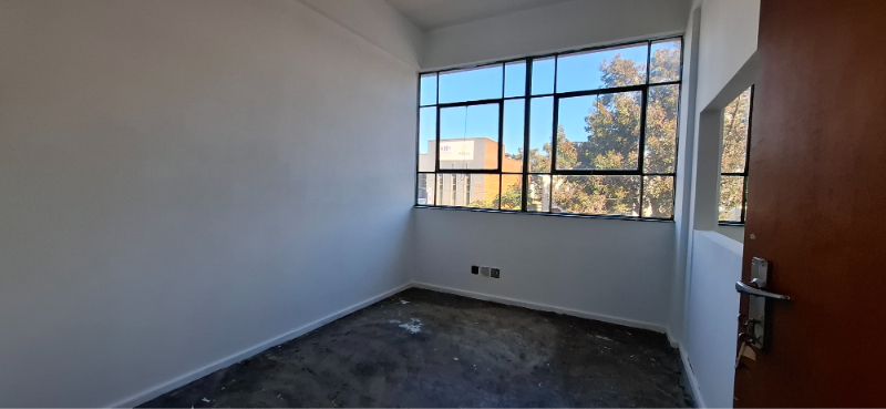 To Let commercial Property for Rent in Maitland Western Cape